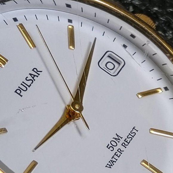 PULSAR MENS TWO TONE WATCH - Picture 5 of 7